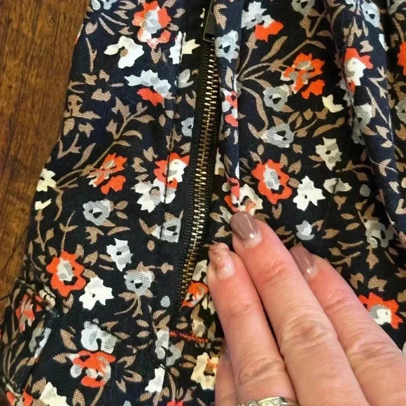 Hei Hei | Anthropologie Tinsley Floral Cropped Asymmetrical Zip Moto Jacket - Picture 6 of 10